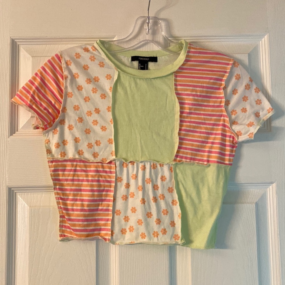 Forever 21 Patchwork Crop T-Shirt Size Small